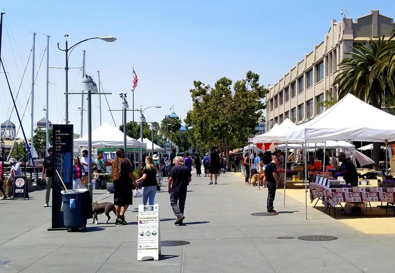 Jack London Square Farmers Market