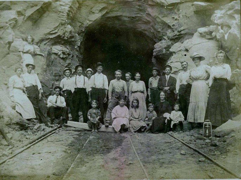 Forgotten Town Beyond The Bore: The Story Of Nada, Kentucky