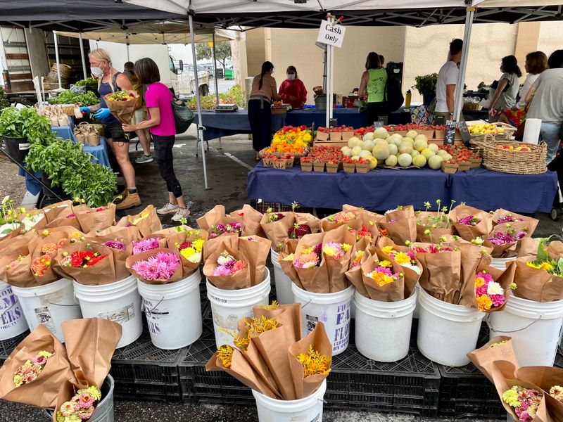 California Avenue Farmers Market