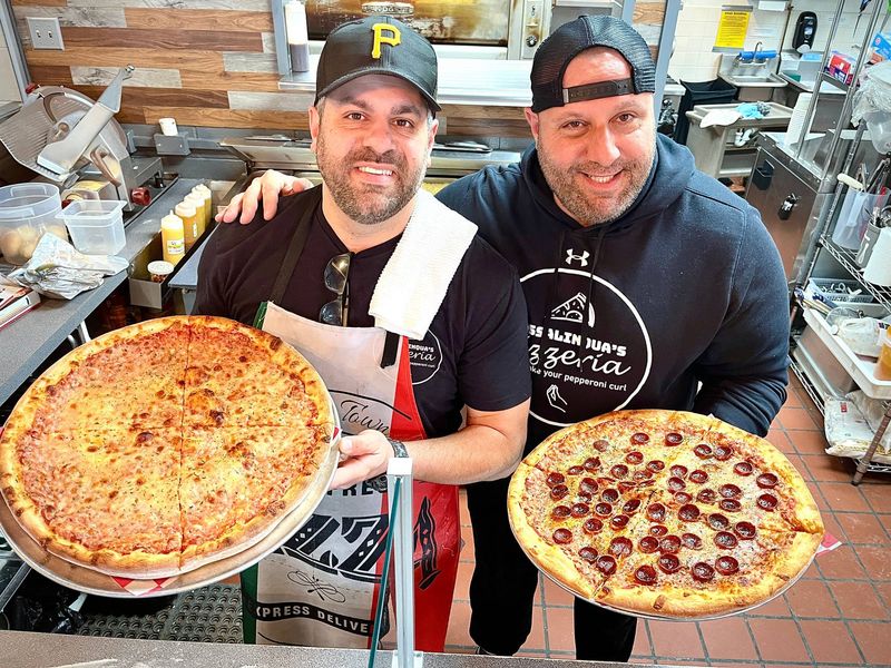 Passalinqua's Pizzeria