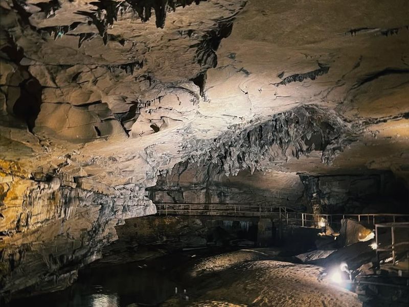 Carter Caves State Resort Park