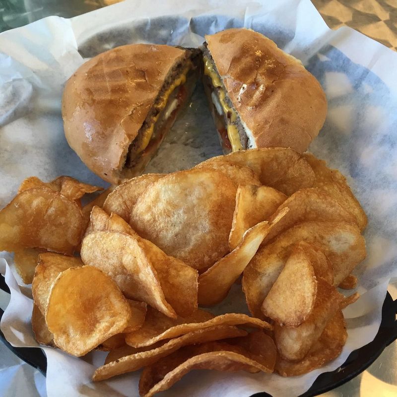 Zesty’s Frozen Custard & Grill (Green Bay)