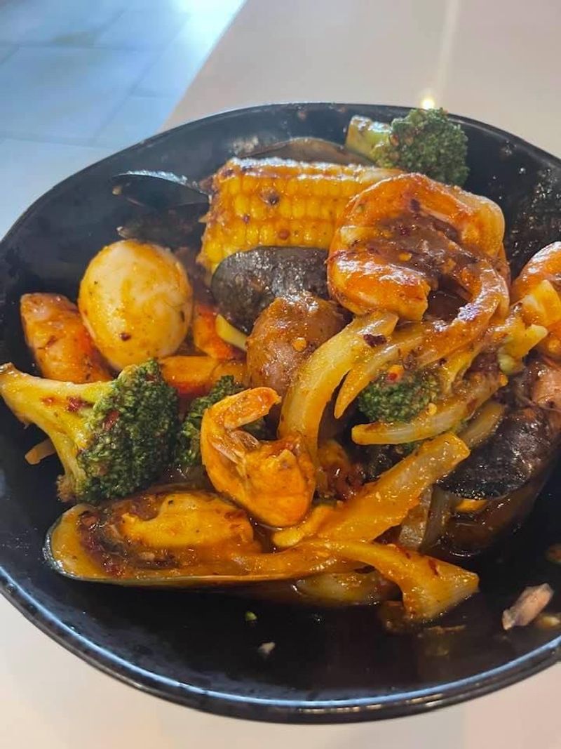 A Memphis Staple That Blends Soul-Food Comfort With Coastal Flavor