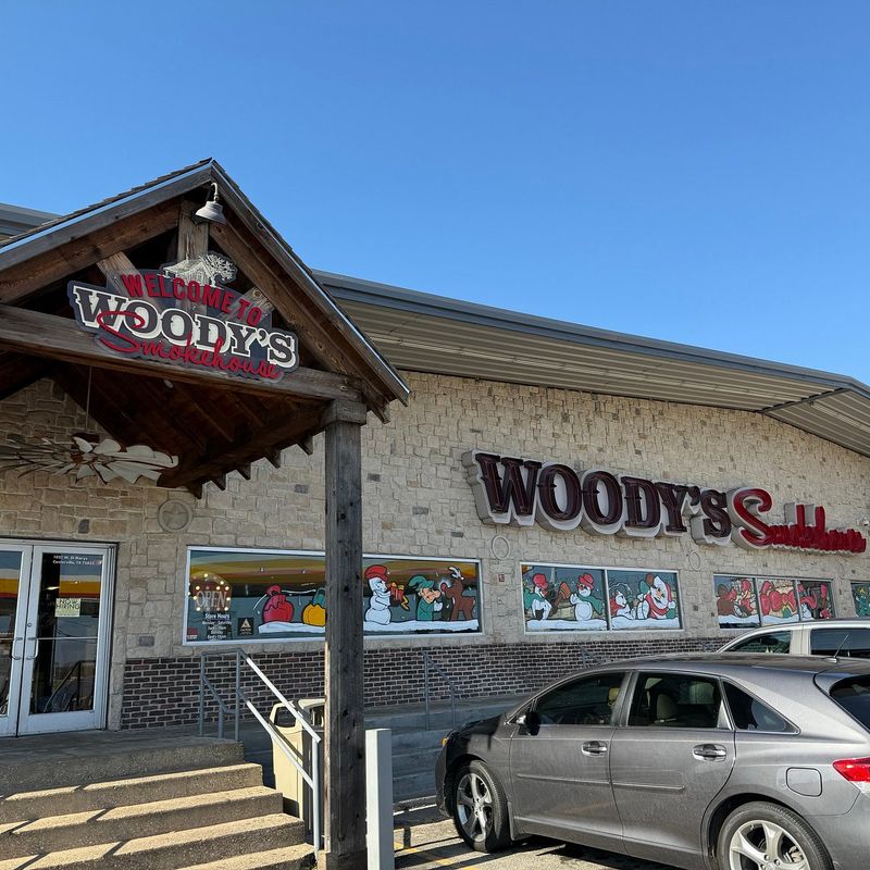 Woody's Smokehouse