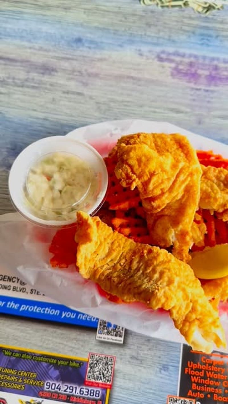 Whitey's Fish Camp (Fleming Island)