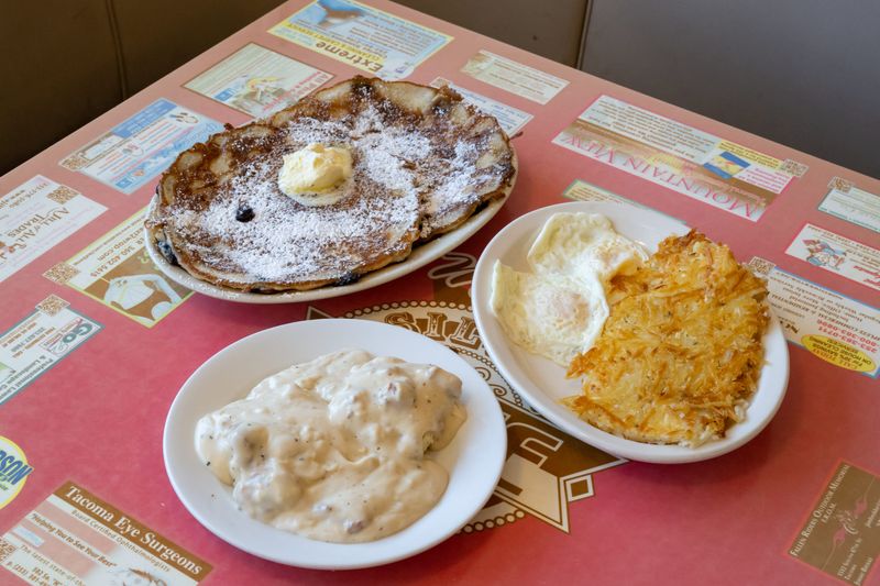 Marcia's Silver Spoon Café