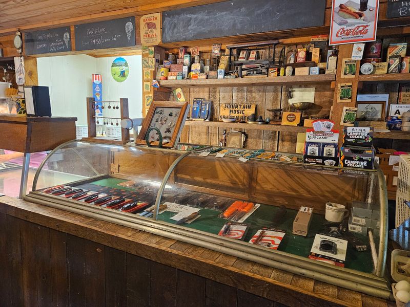 Stone Mountain Country Store (Traphill)