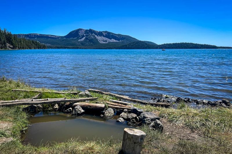 Paulina Lake (Newberry Crater Area)