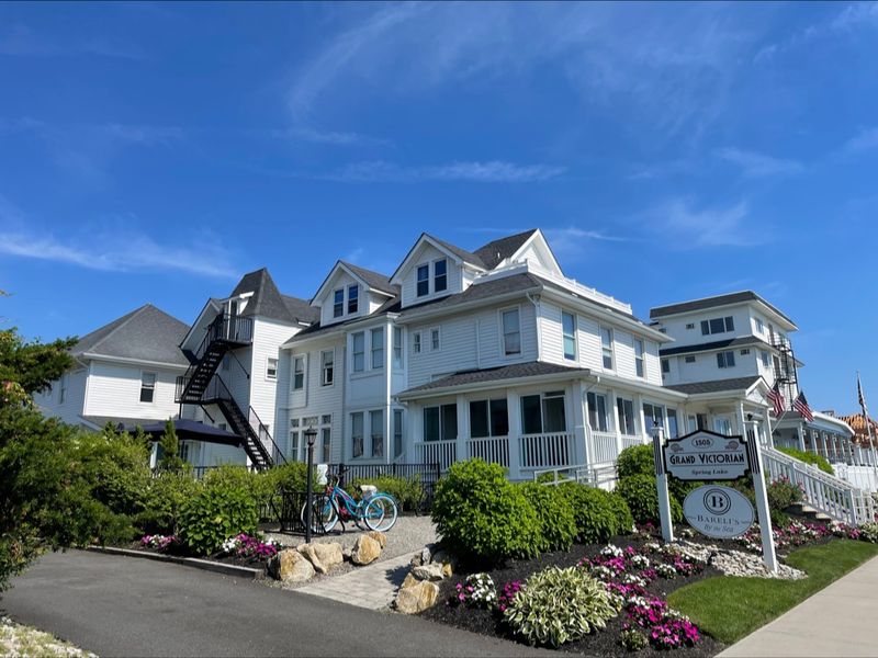 From Seaside Inns To Lakefront Classics