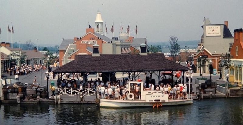 Freedomland U.S.A. (Baychester, Bronx)