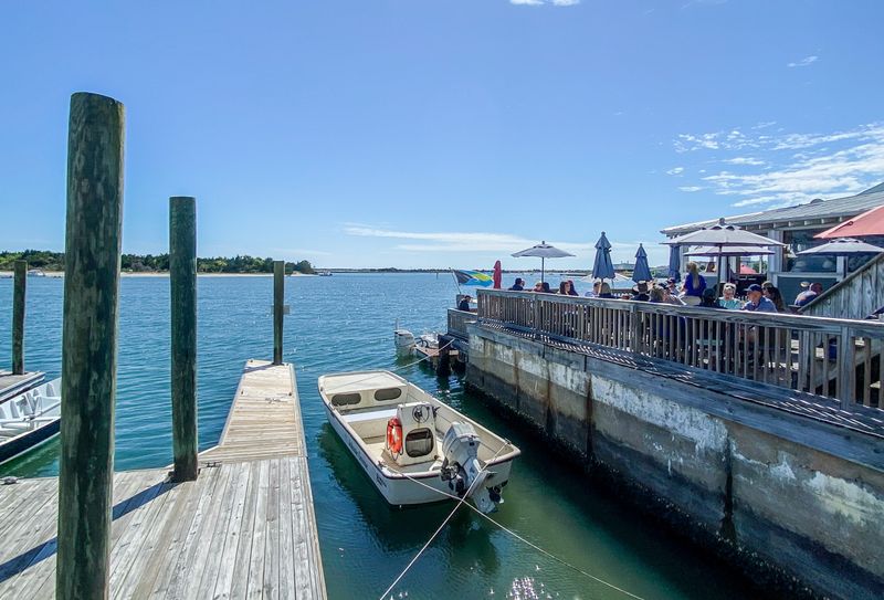 Caribsea – Torpedo Lounge (Emerald Isle)