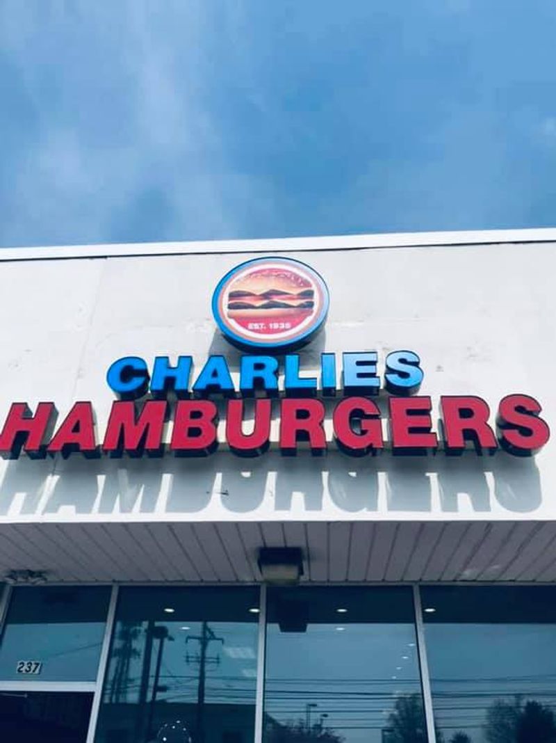 Charlie's Hamburgers (Folsom)