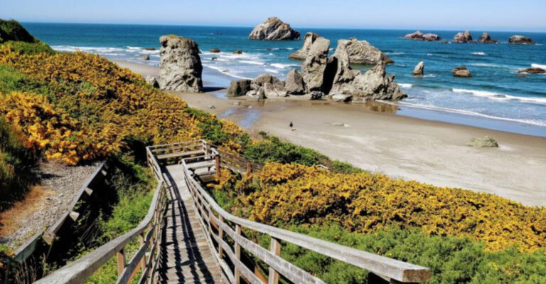The Oregon Coast Town Locals Say Is The State’s Best Hidden Beach Escape