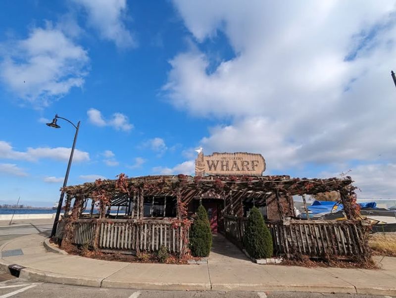 Smuggler's Wharf — Erie