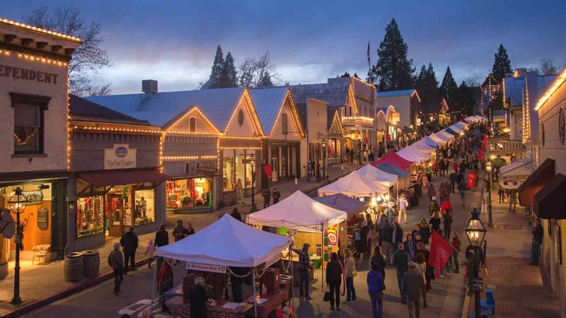 Ferndale's Festival Fun: From Old-Fashioned Christmas To Cow Palace