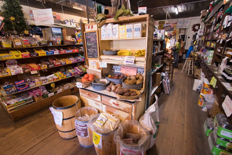 Priddy's General Store (Danbury)