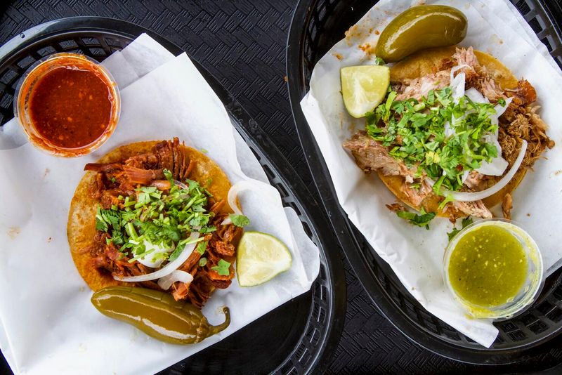 Carnitas El Momo, Los Angeles