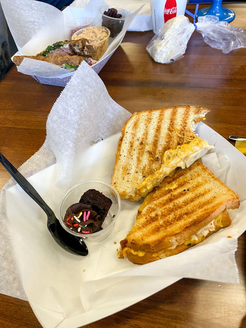 Sweet Cravings Bakery + Bistro (Moab)