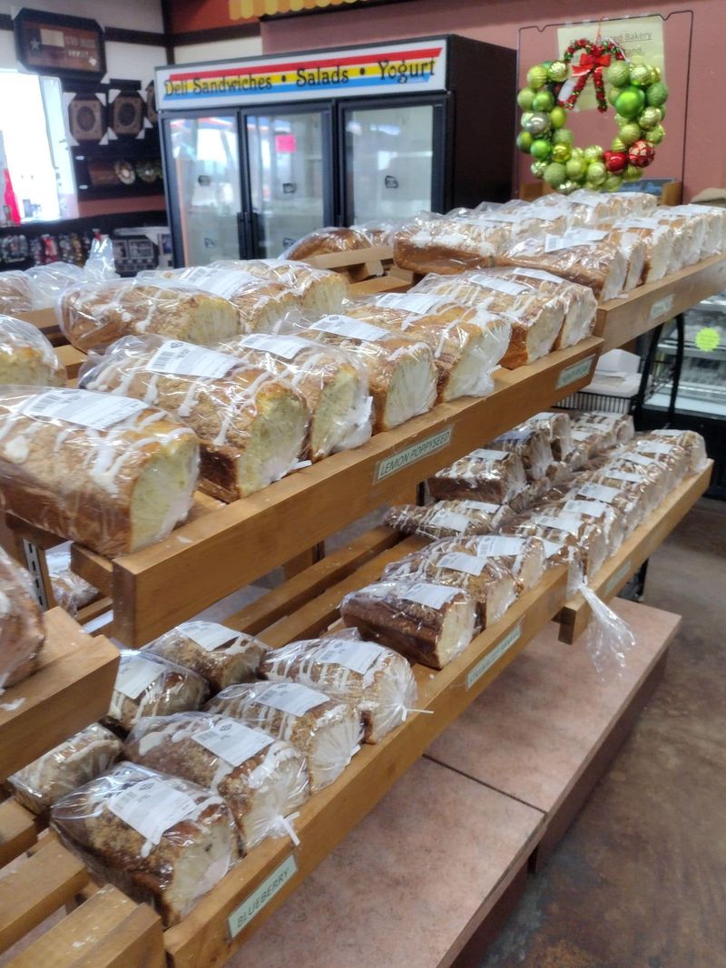 Rumpy's Little German Bakery & Deli