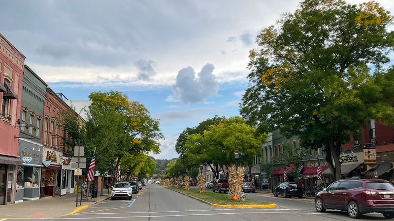 This Charming Borough Is The Gateway To The Pennsylvania Grand Canyon
