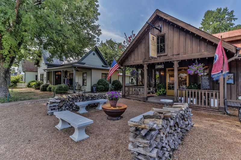 A Hidden Gem Minutes from Franklin Yet a World Away in Pace