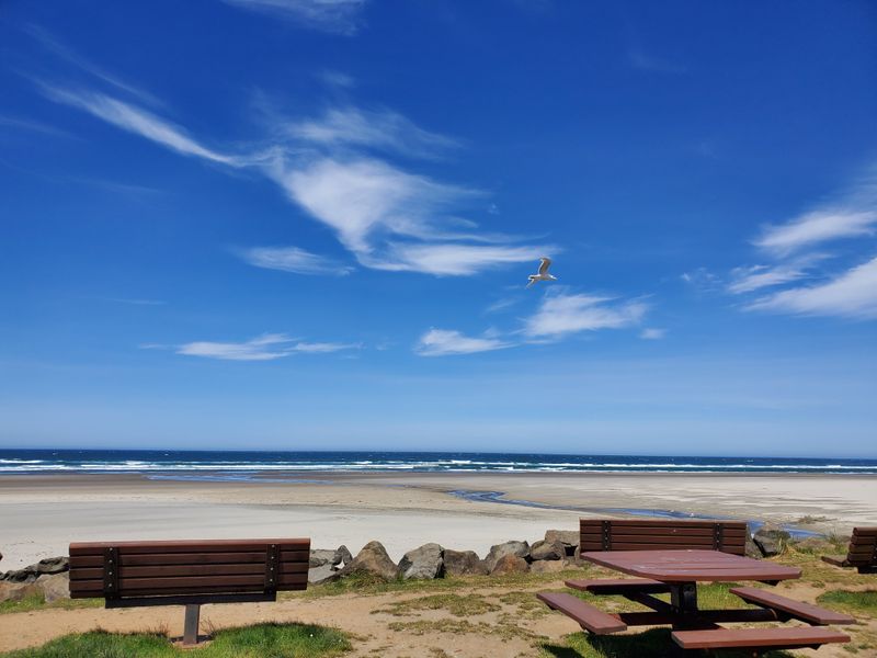 Rockaway Beach: Where The Locals Go To Unwind