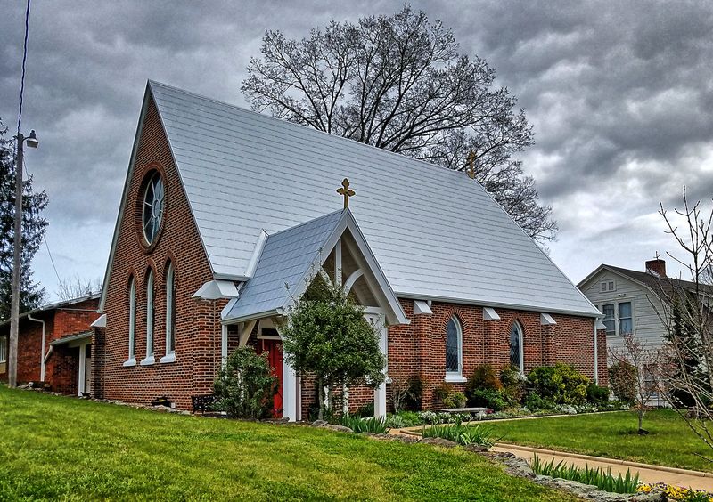 Mom-And-Pop Shops That Outnumber Chains In The Best Way