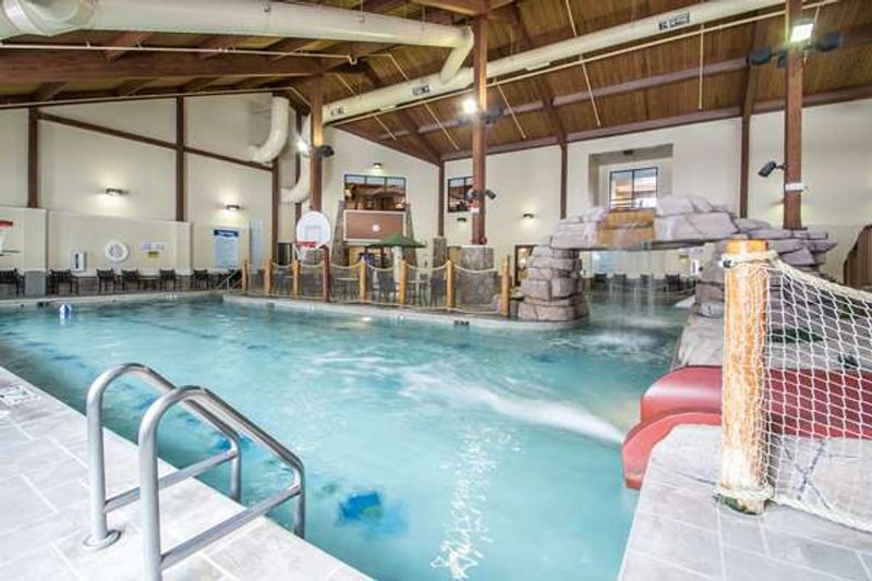 Four Outdoor Pools And Indoor Aquatic Fun