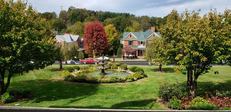 A Small-Town Feel Strengthened By Festivals And Seasonal Celebrations