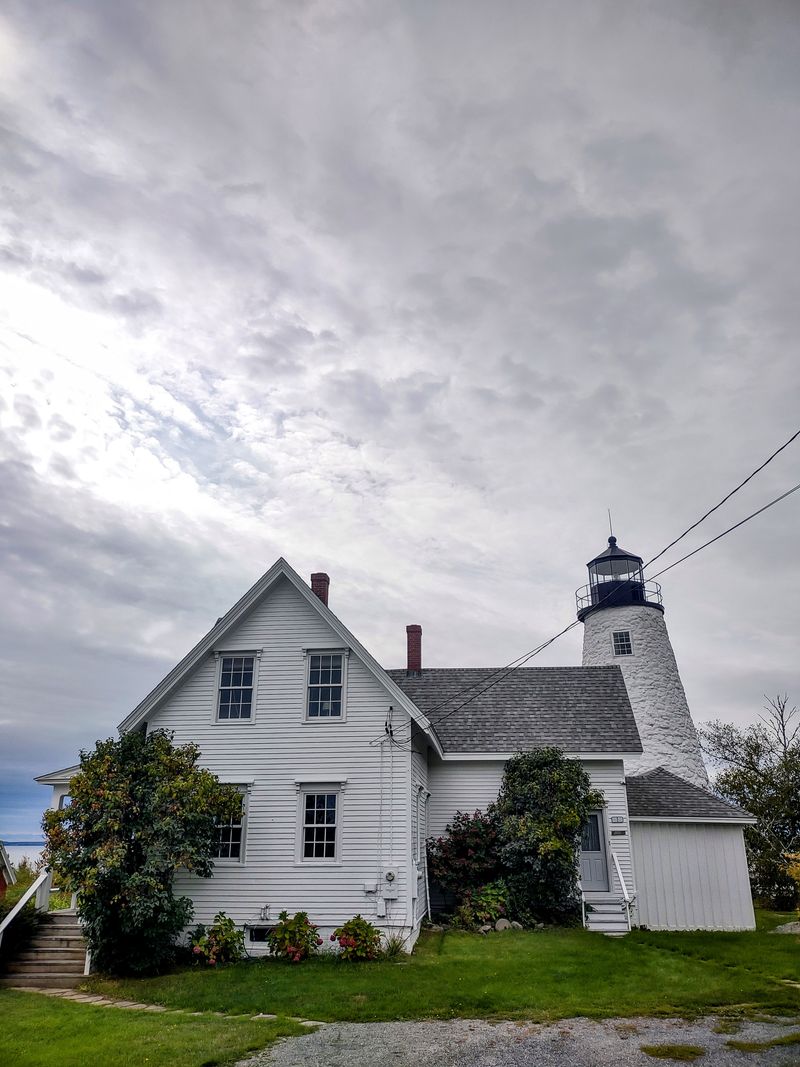 The Calmest Lighthouse Walk You'll Ever Take