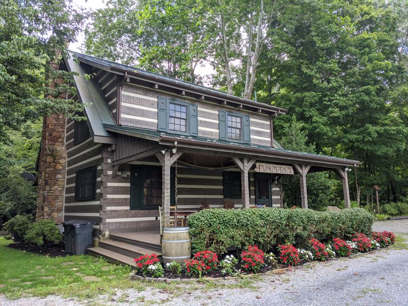 No Traffic Lights, No Chain Stores, No Rush