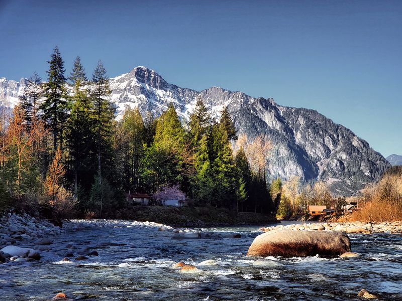 Climbing Mecca Energy