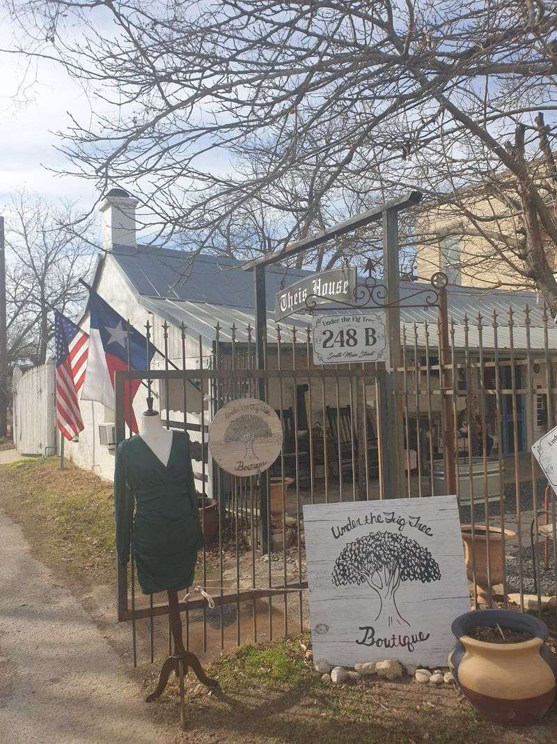 A Shopper's Paradise: Discover Boerne's Unique Boutiques And Antique Shops