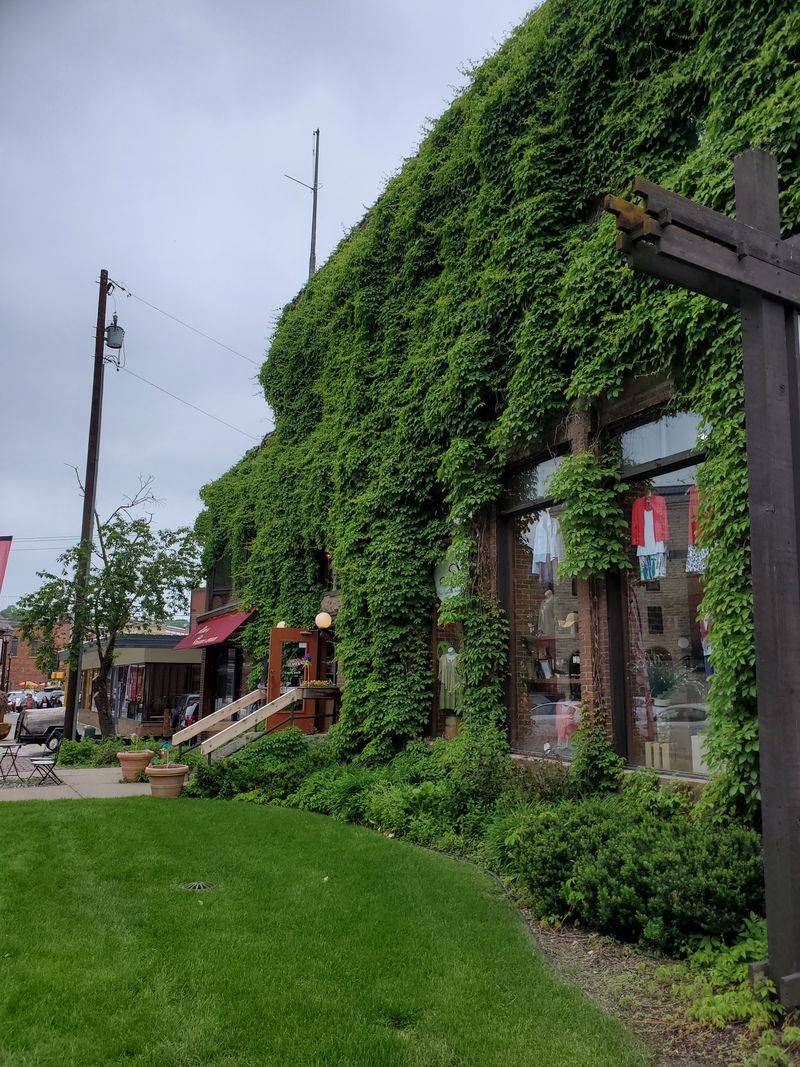 Carolers and Small-Town Traditions Replace Big-City Noise