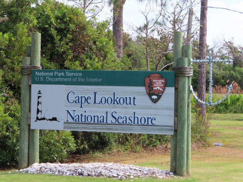 Your Basecamp On The Mainland: Harkers Island Visitor Center For Maps And Updates