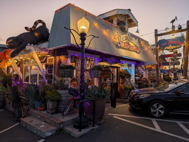 A Taste Of The Sea: Dining And Fresh Seafood In Cayucos