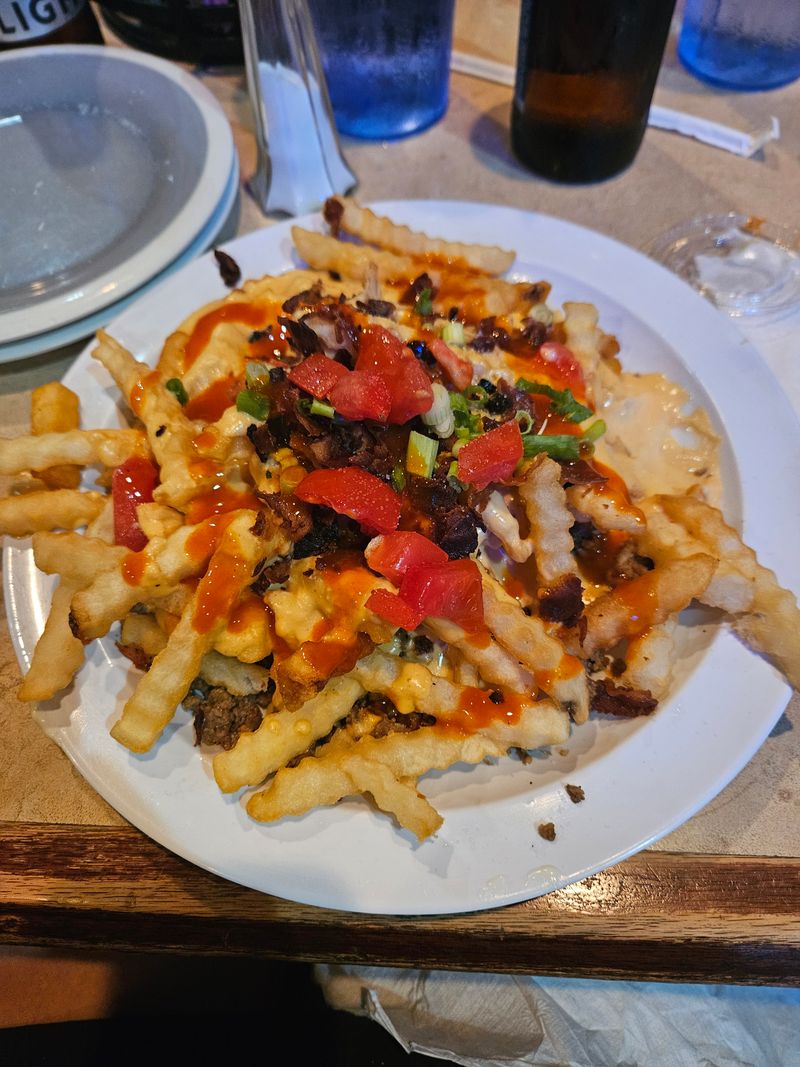 Crowds Travel To Springfield Just To Try The Famous Horseshoe