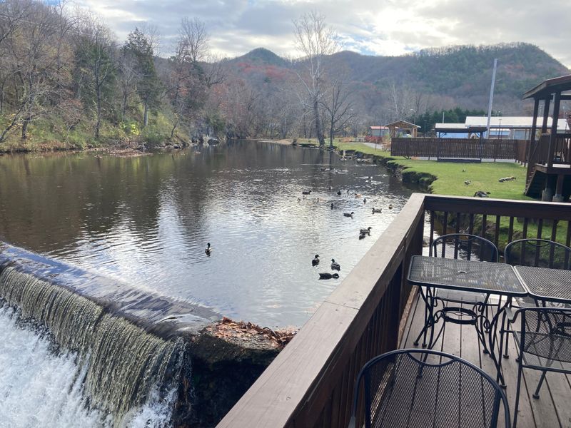 Dining In Damascus: Simple Food Done Right In Mountain Kitchens