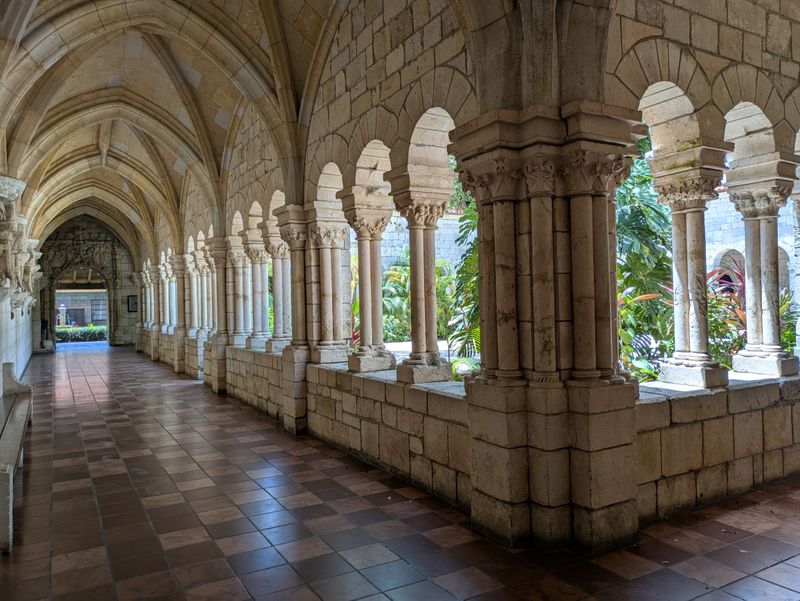 Ancient Spanish Monastery (North Miami Beach)