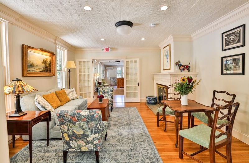 The Eagles Mere Inn Keeps 1887 Hospitality Alive