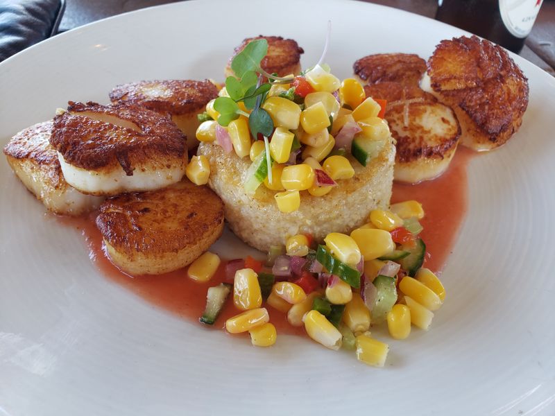 Dining Spots Where Locals Actually Eat Year-Round