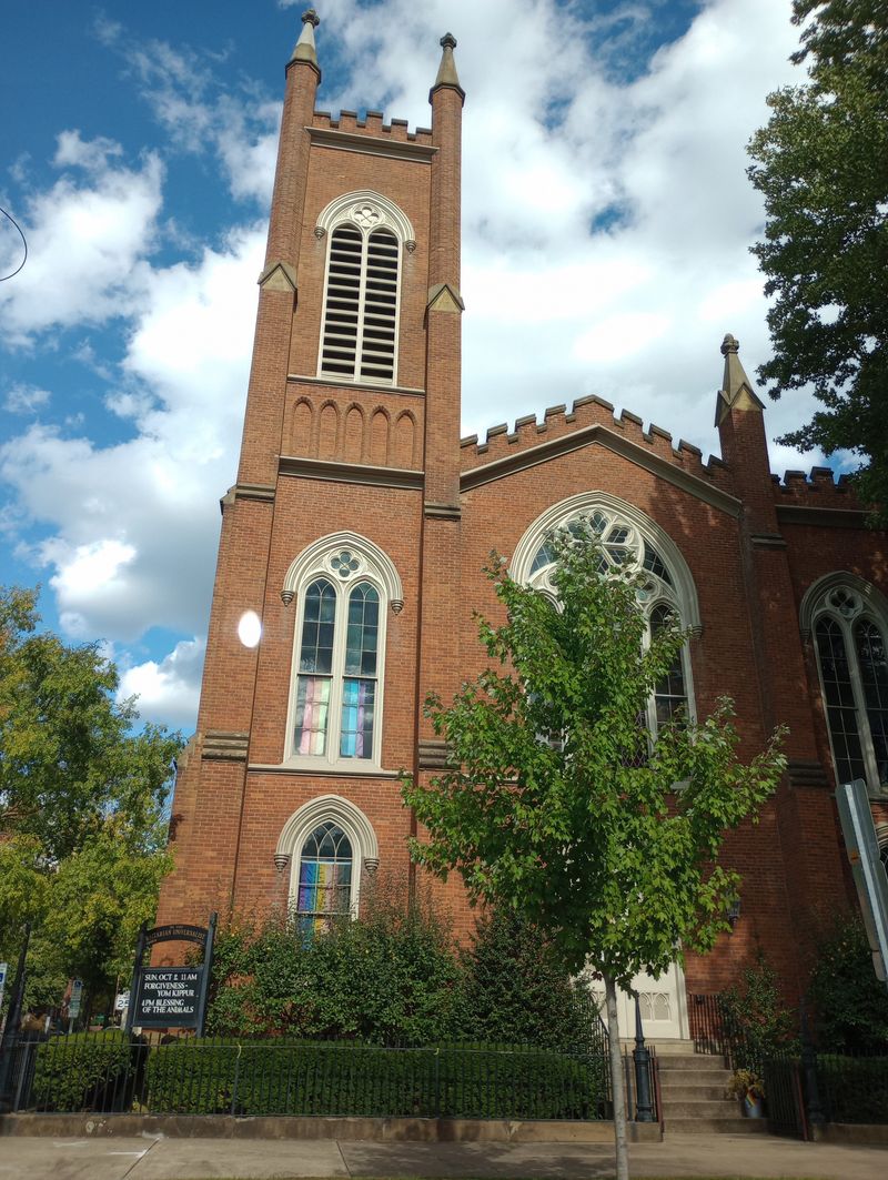 Marietta's Quaint Downtown: A Perfect Blend Of Local Shops And Cafés