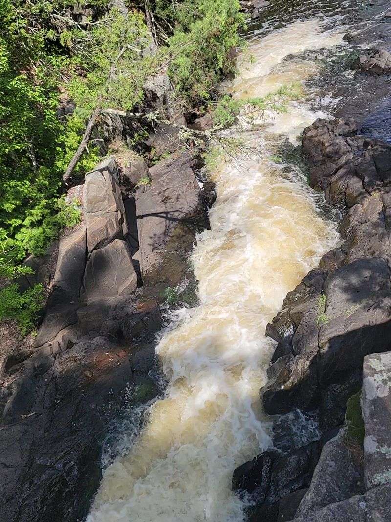 Tracing The Gorge And Its Quiet Corners