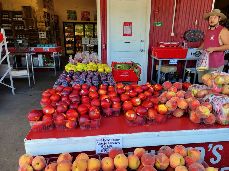 Peaches Worth The Extra Napkins