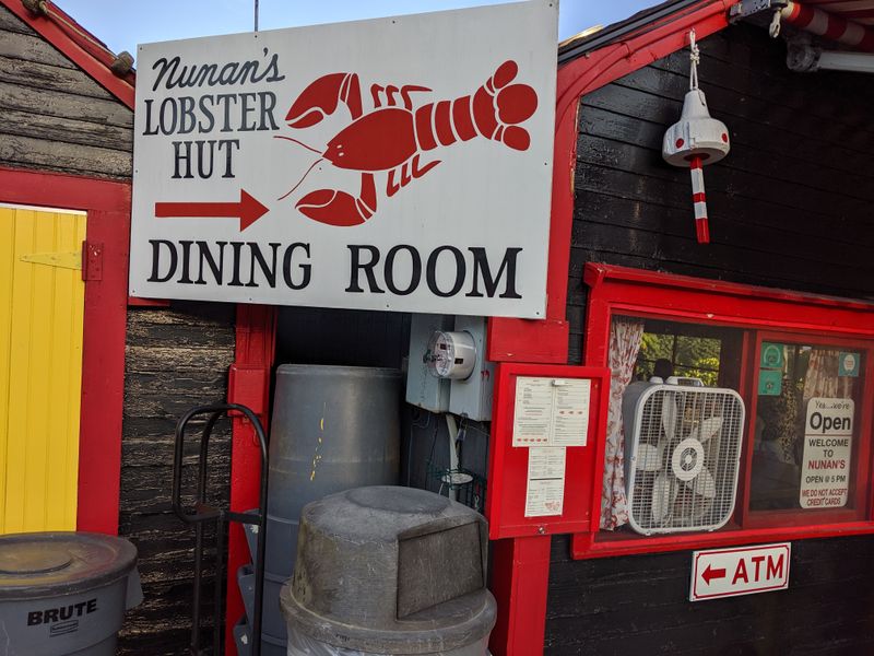 Nunan’s Lobster Hut (Cape Porpoise)