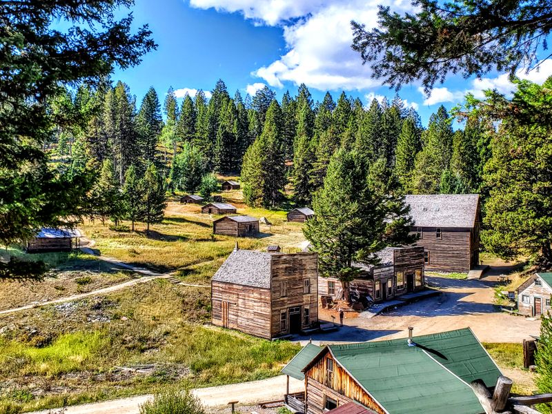 Federal Protection Has Prevented Garnet From Becoming A Ruin