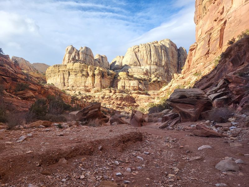 Where Desert Cliffs, Canyons, And Mesas Shape Every Sunrise