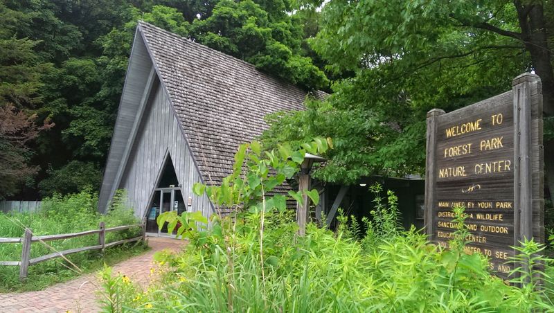 Forest Park Nature Center (Peoria)