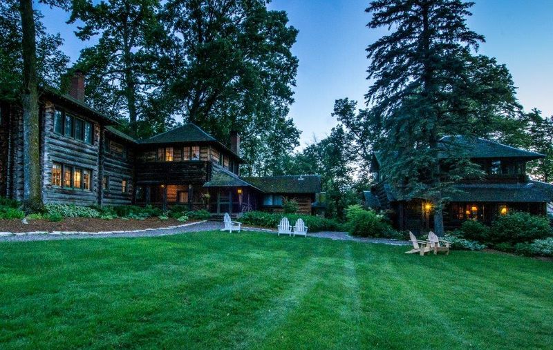 Slow Living on Island Time Comes Naturally Here