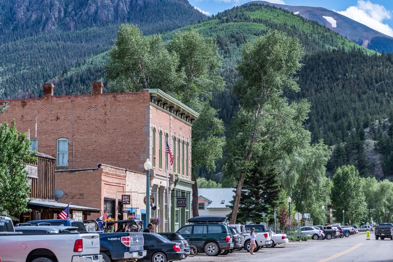 One Of The Most Remote Towns In The Lower 48 That's Still Easy To Love